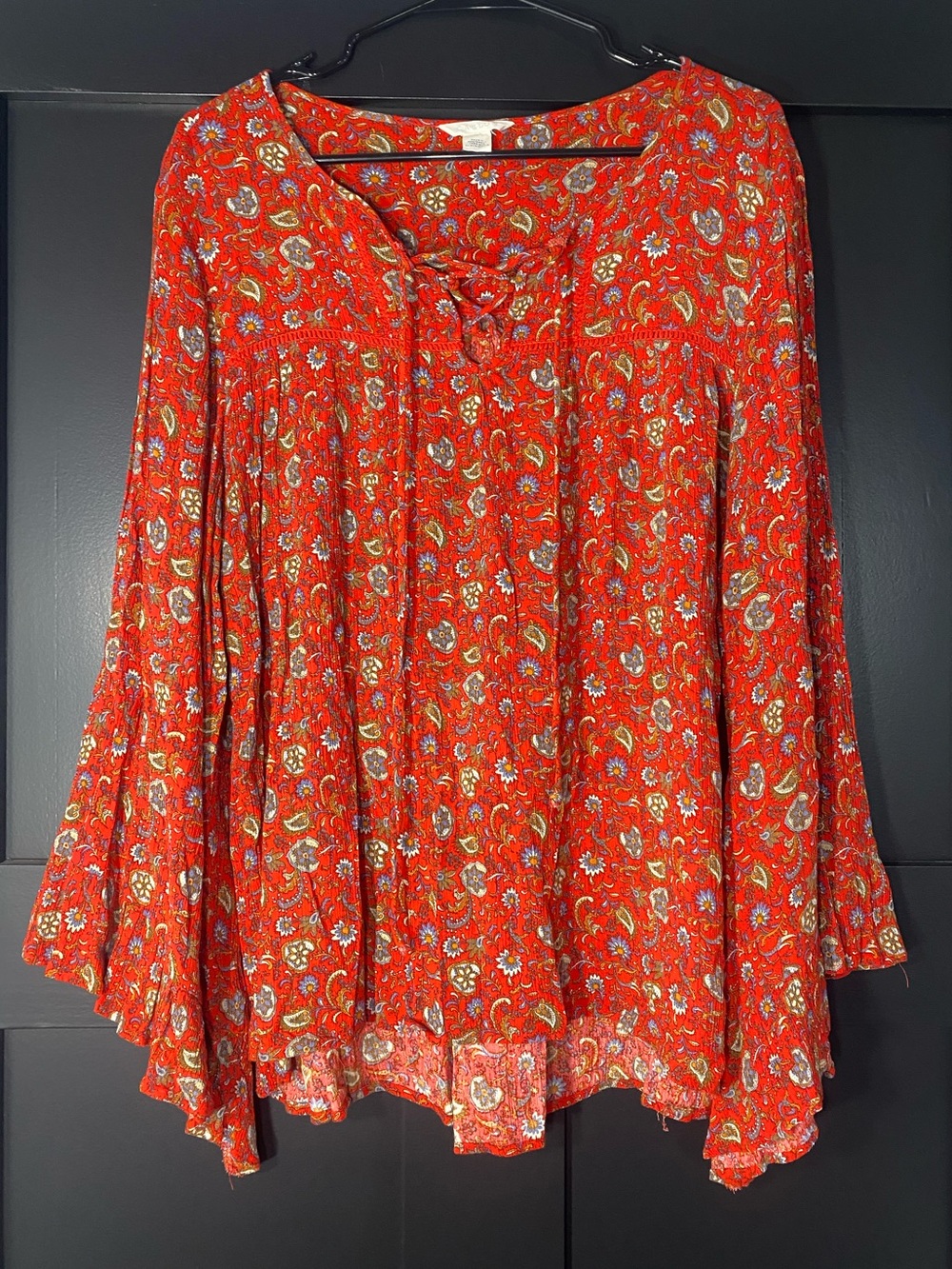 4/$16 Caslon Top